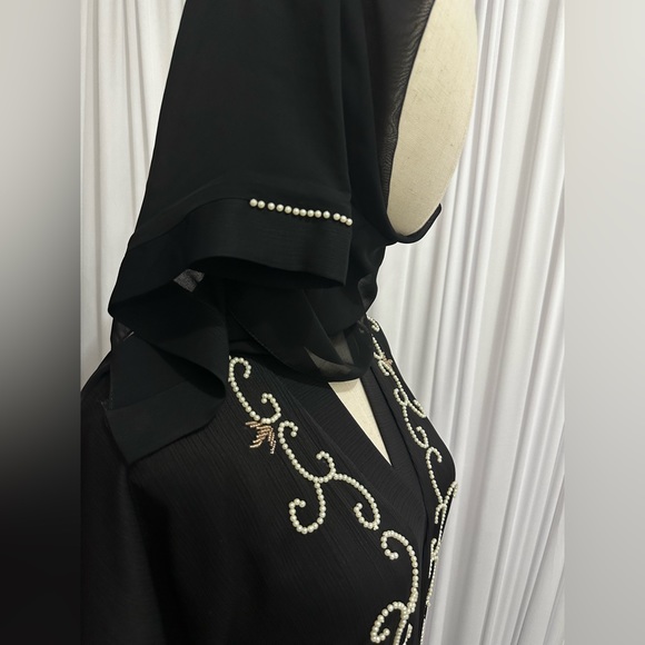Black pearl beaded abaya dress - Picture 3 of 7
